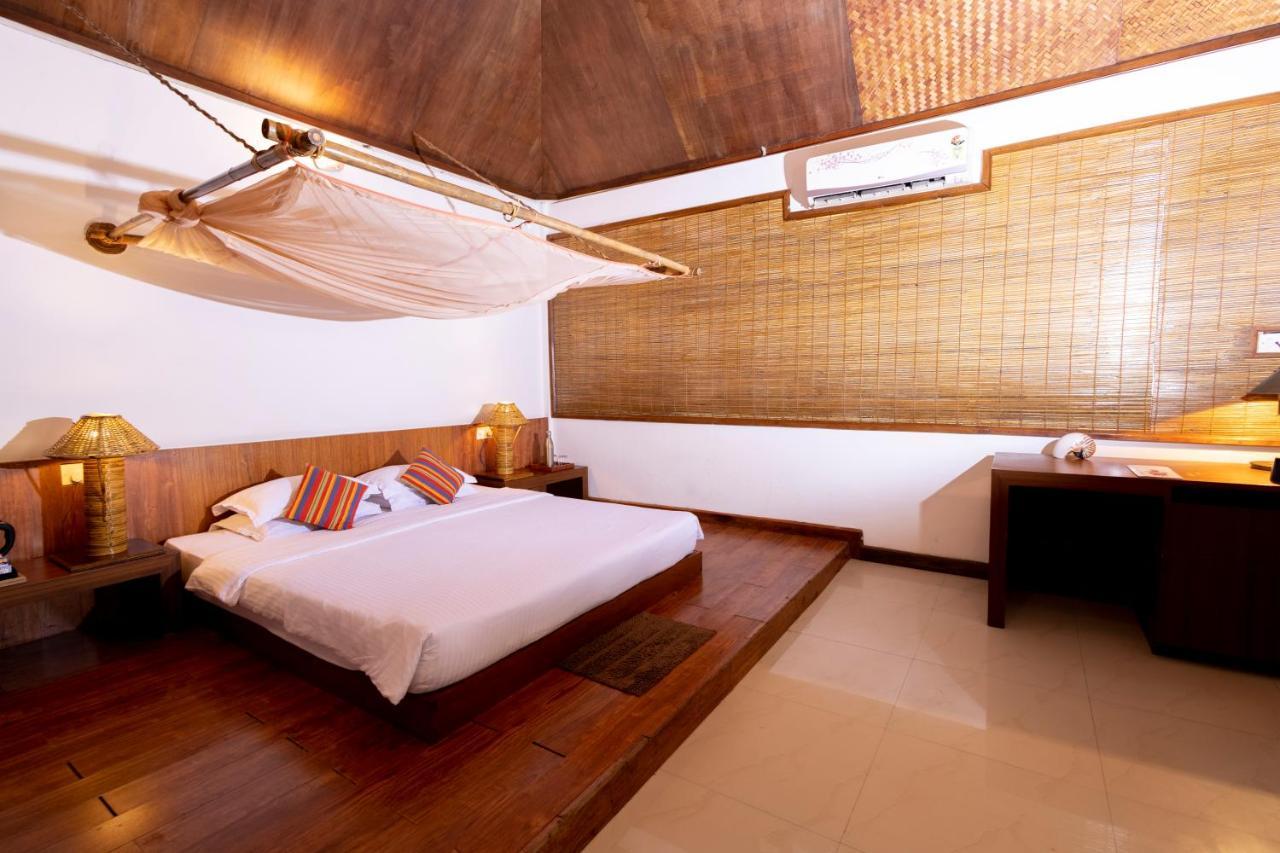 Wild Orchid Hotel Kala Pathar Beach Exterior photo
